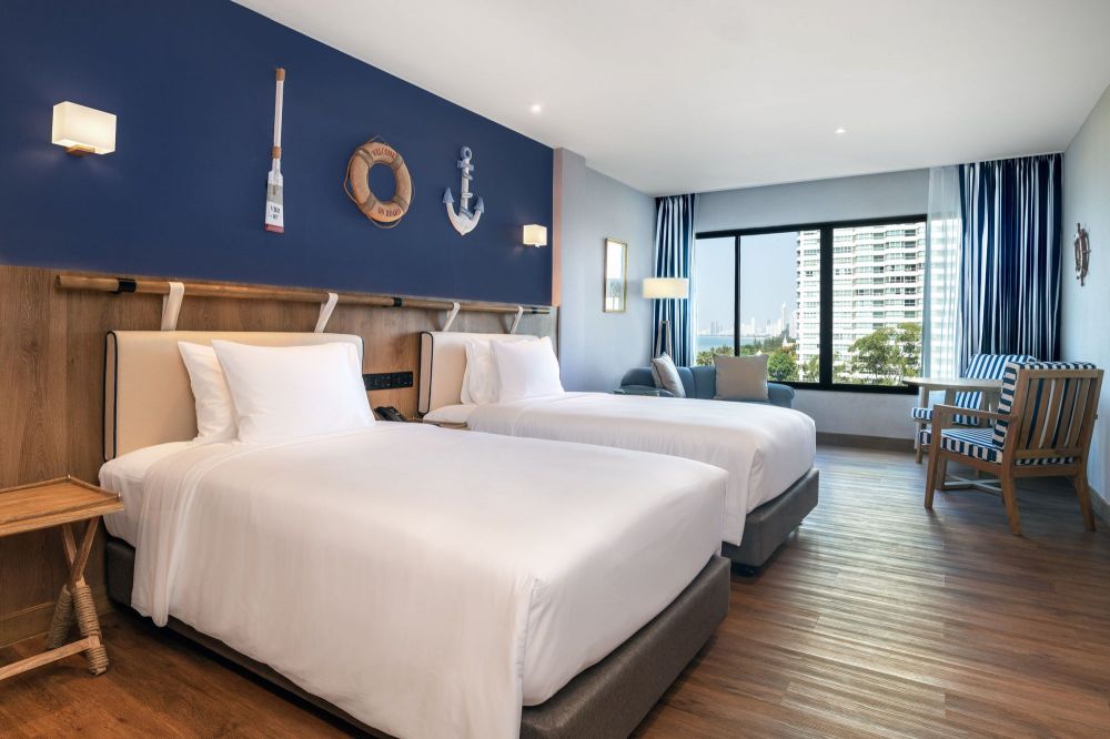 Deluxe, Ocean Marina Jomtien 4*