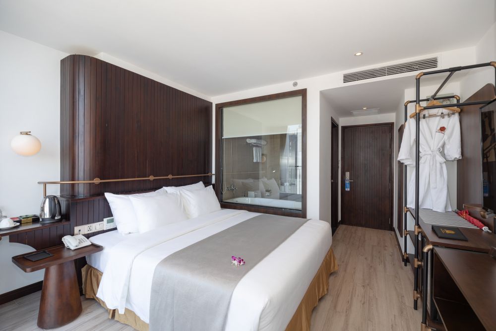 Deluxe Room, Majestic Premium Nha Trang 4*