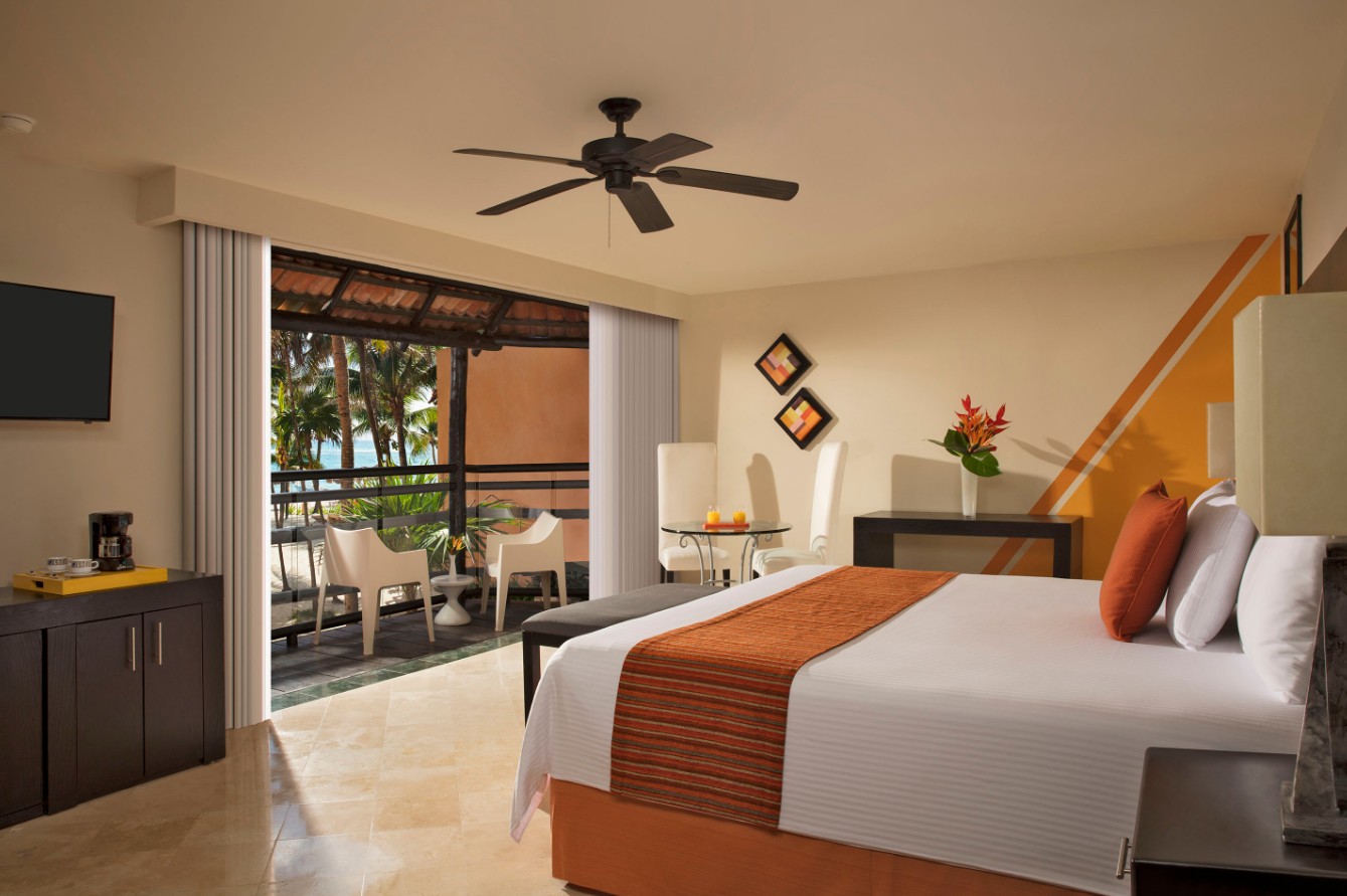 Deluxe Partial Ocean, Sunscape Akumal Beach Resort & Spa (Ex.Grand Oasis Tulum) 5*