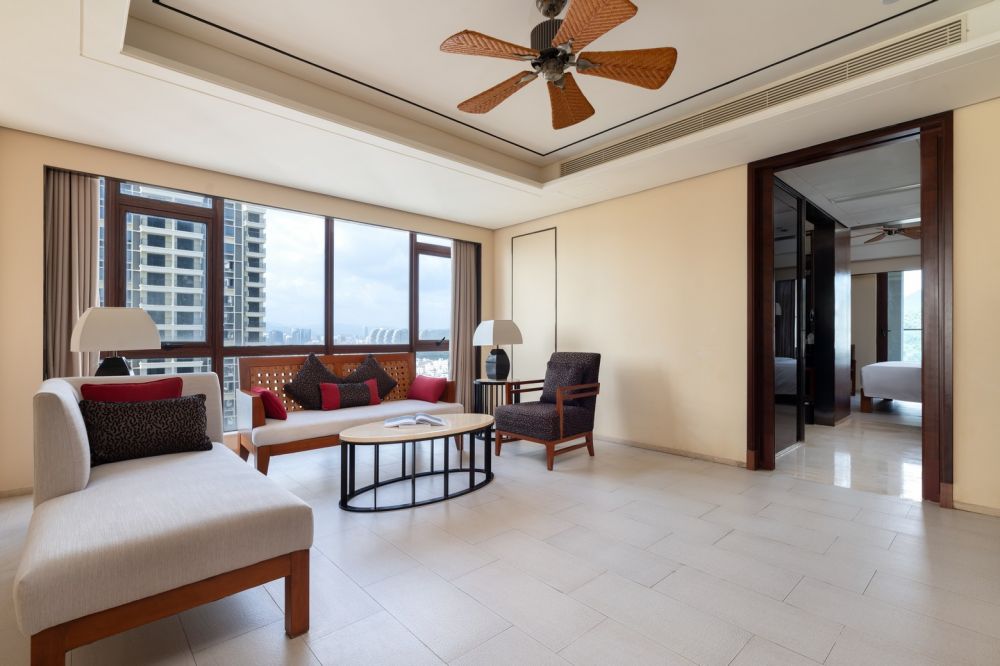 Crowne Plaza Two Bedroom Suite, Crowne Plaza Sanya City Center 5*