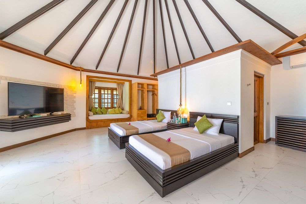 Two Bedroom Royal Beach Suite With Pool, Kihaa Maldives 5*