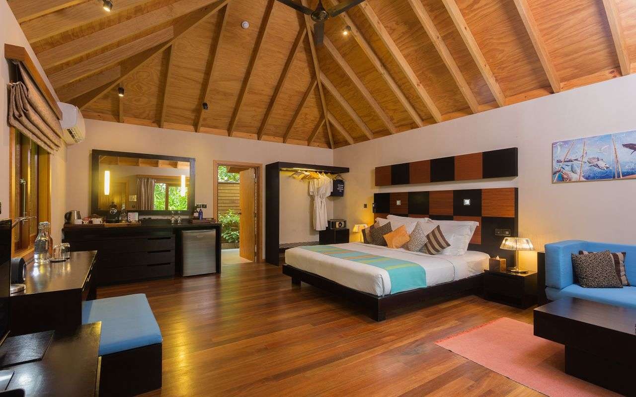 Beach Villa, Veligandu Island Resort 4*