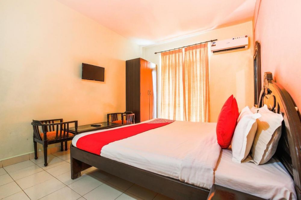 Deluxe AC, Silver Palm Resort 3*