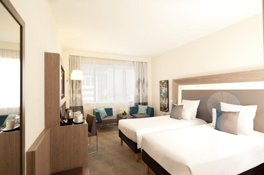 Superior Room, Novotel World Trade Centre 4*