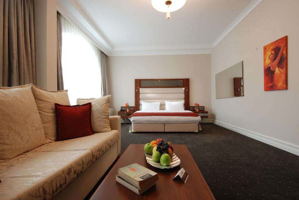 Junior Suite, Batumi World Palace 4*