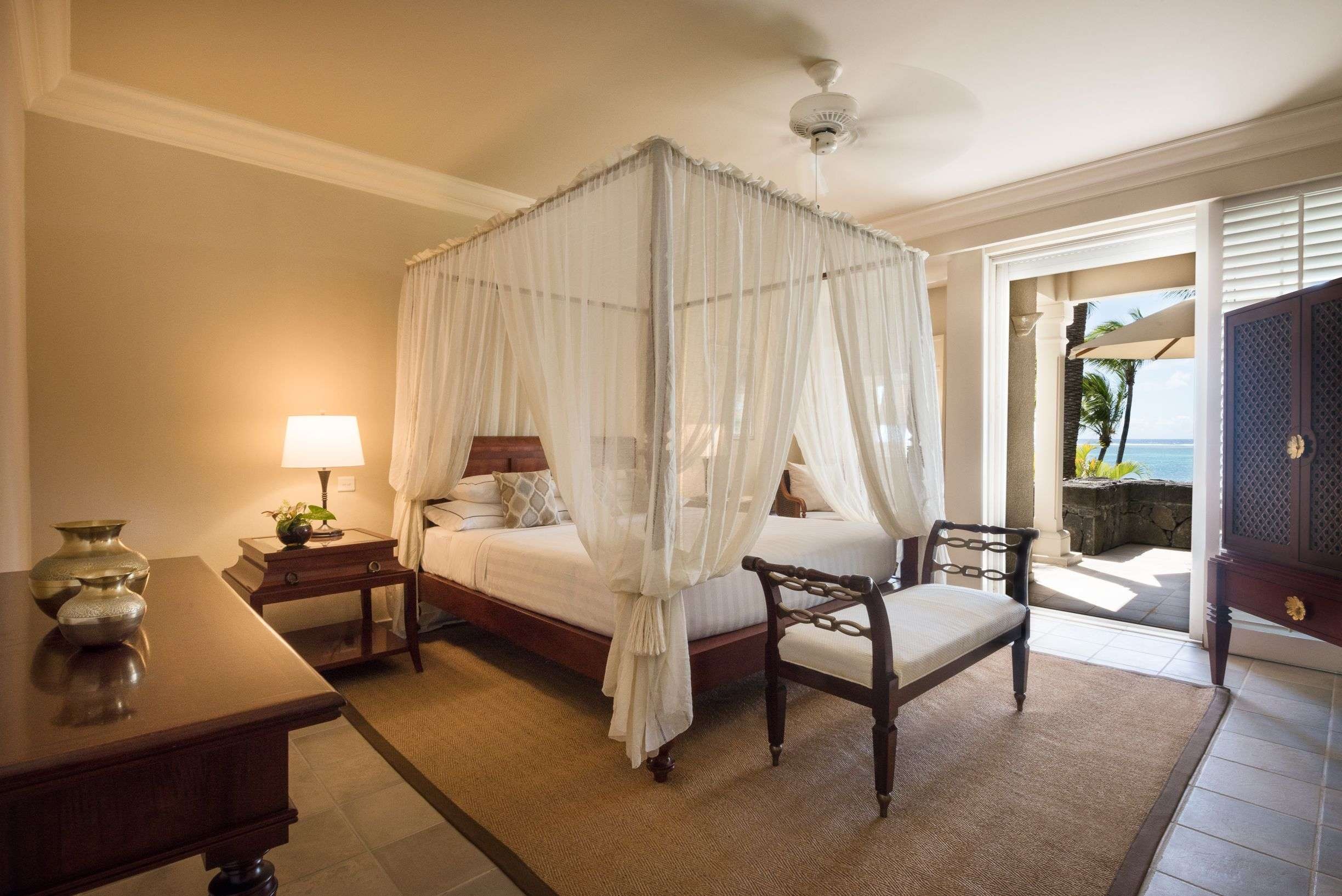 Colonial Ocean Front Suite, The Residence Mauritius 5*