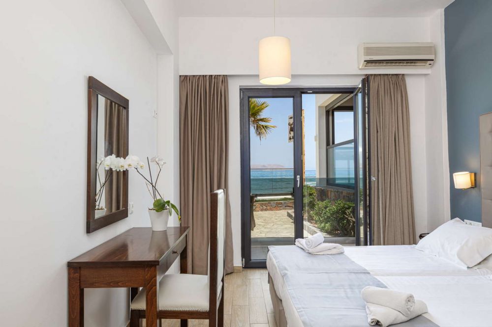 Apartment 1 Bedroom, Golden Bay Boutique Hotel & Bungalows 4*