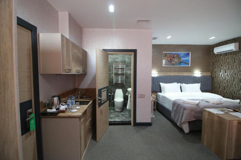 Studio Room, Home Suite Hotel 4*