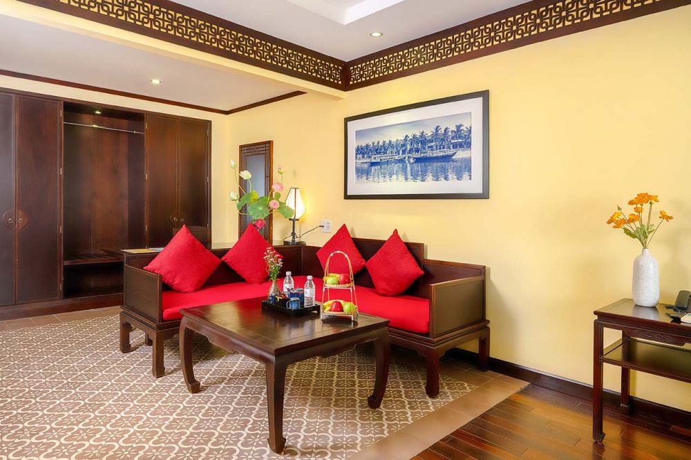 Signature Suite, Hoi An Central Boutique Hotel 4*