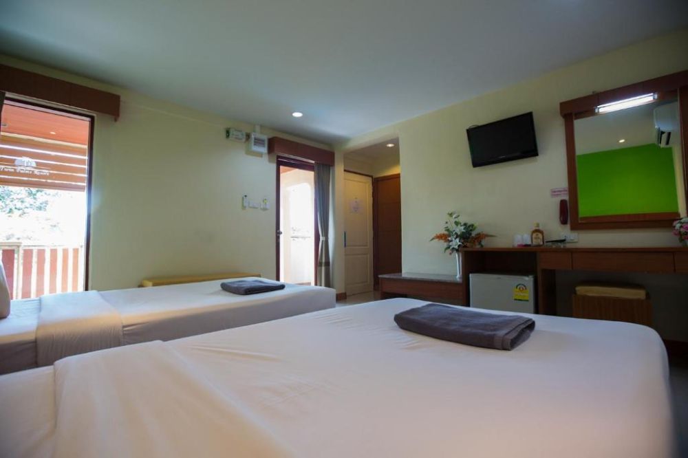 Standard, Twin Palms Resort Pattaya 3*