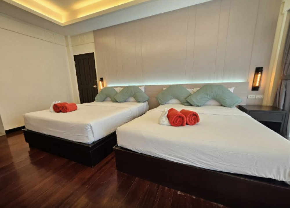 Deluxe Triple Chalet Wing, Grand Jomtien Palace Hotel 3*