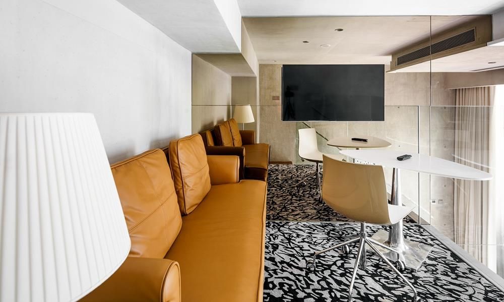 Loft Gallery, M Social Singapore 4*