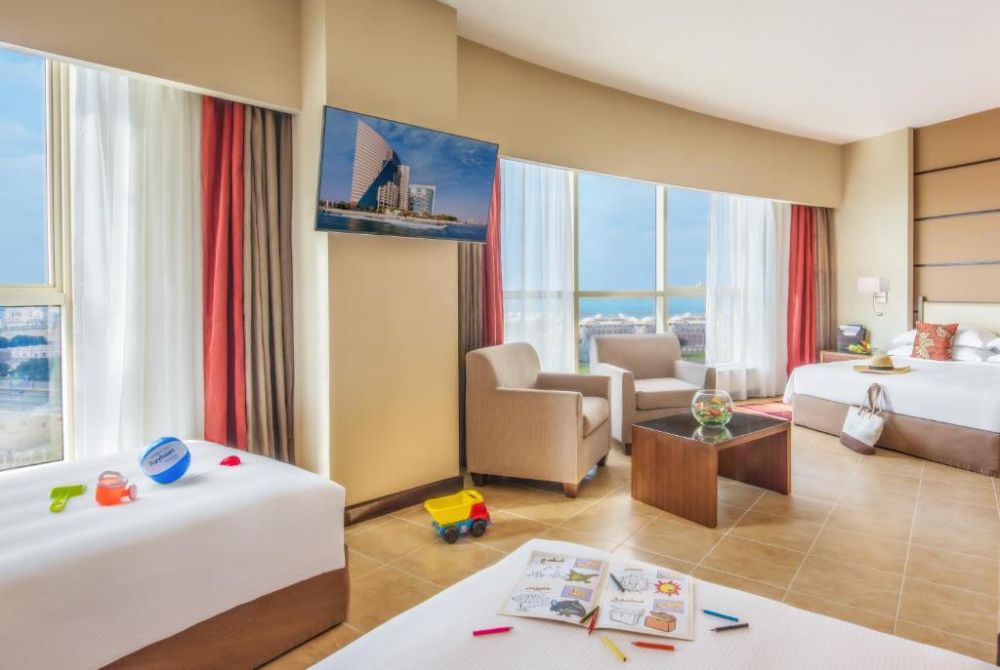 Family Room With Kitchenette And Balcony, Khalidiya Palace Rayhaan by Rotana 5*