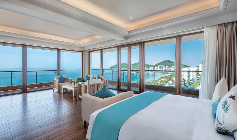 270 Degree Ocean View Suit, Da Dong Hai Hotel Sanya 5*