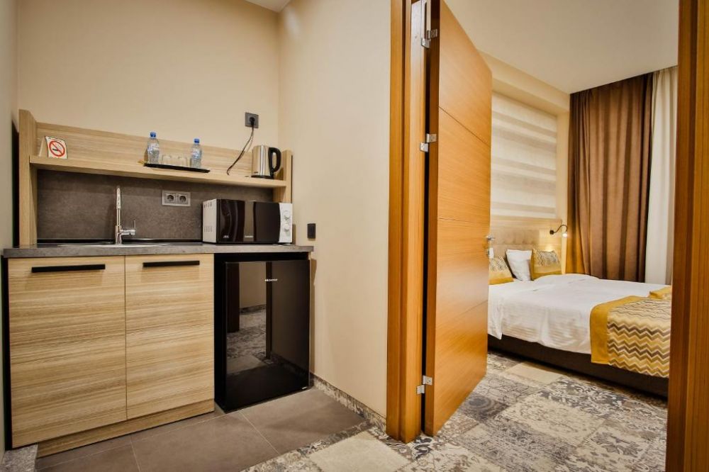 Two Bedroom, Ameri Plaza 4*