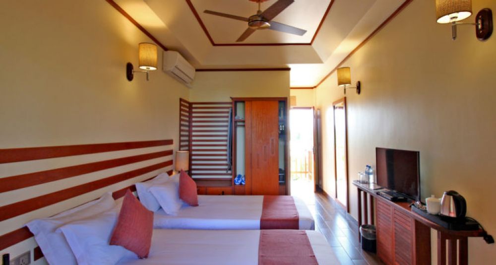 Deluxe Island View with Balcony, Araamu Holidays & SPA 