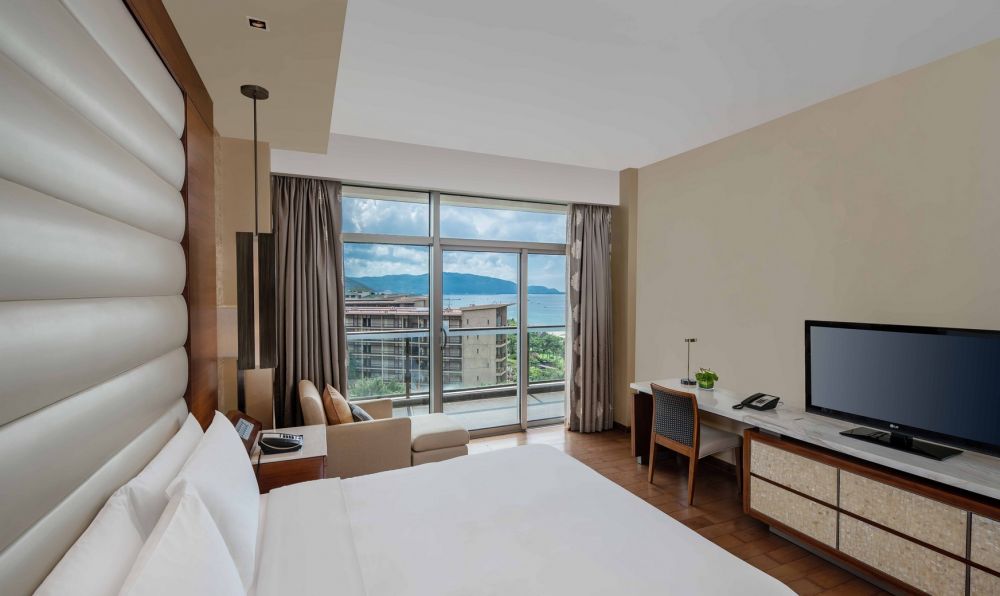 Three bedrooms panoramic ocean view suite, Mgm Grand Sanya 5*