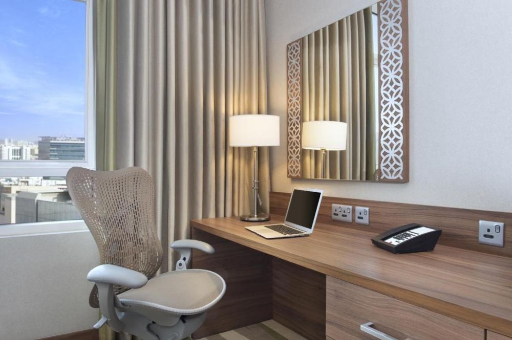 Guest, Hilton Garden Inn Dubai Deira (ex. Hilton Garden Inn Dubai Al Muraqabat) 4*