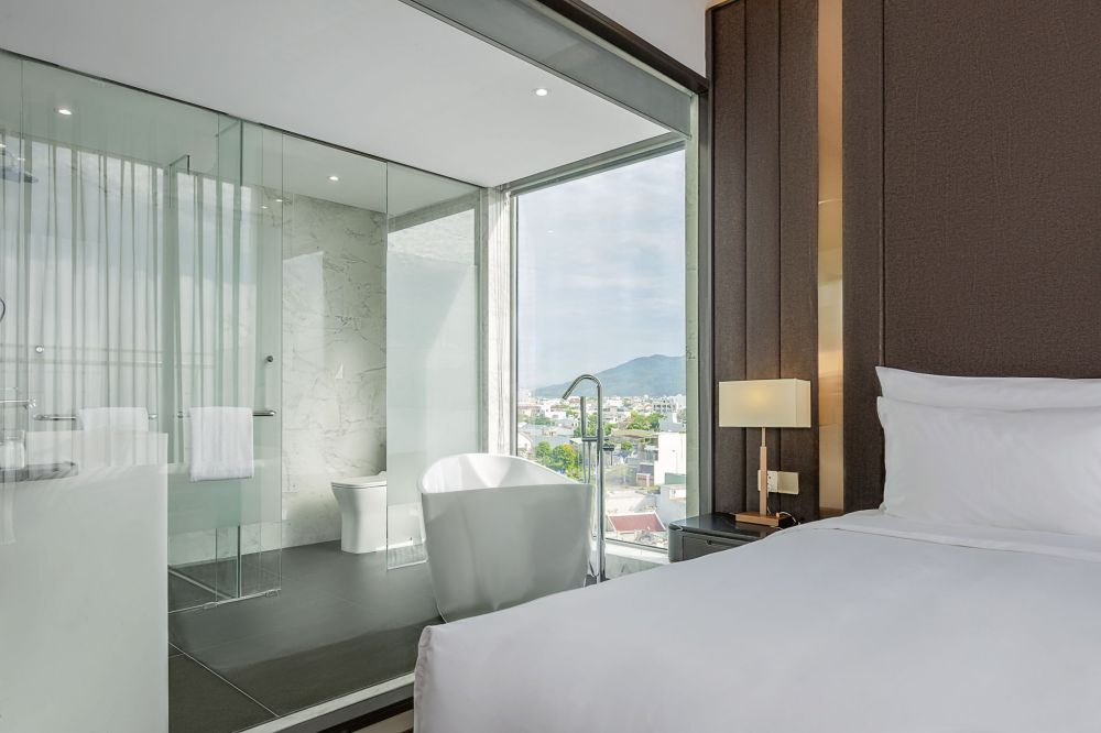 2 Bedroom Residence Ocean Front, Le Sands Oceanfront Da Nang 4*