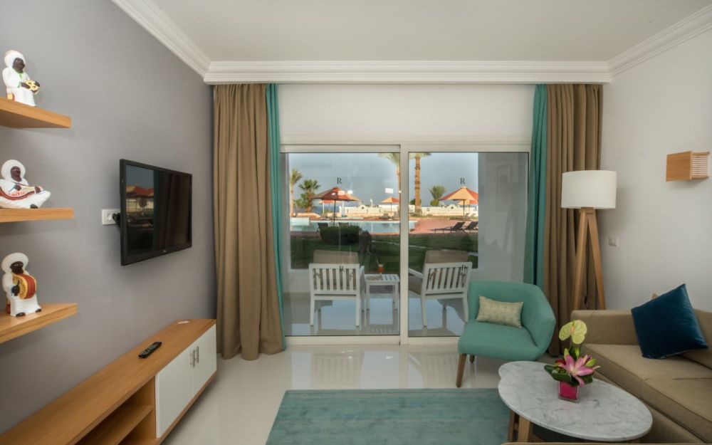 Premium Suite GV/SV, Renaissance Sharm El Sheikh Golden View Beach Resort 5*