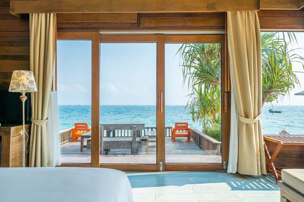 Beachfront Suite, Baan Ploy Sea 3*