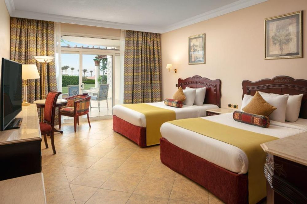 Superior PV/SV/Beach Front, Palm Royal Soma Bay 5*