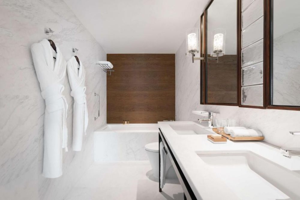 Horizon Club Junior Suite (Tower Wing), Shangri-La Hotel Singapore 5*