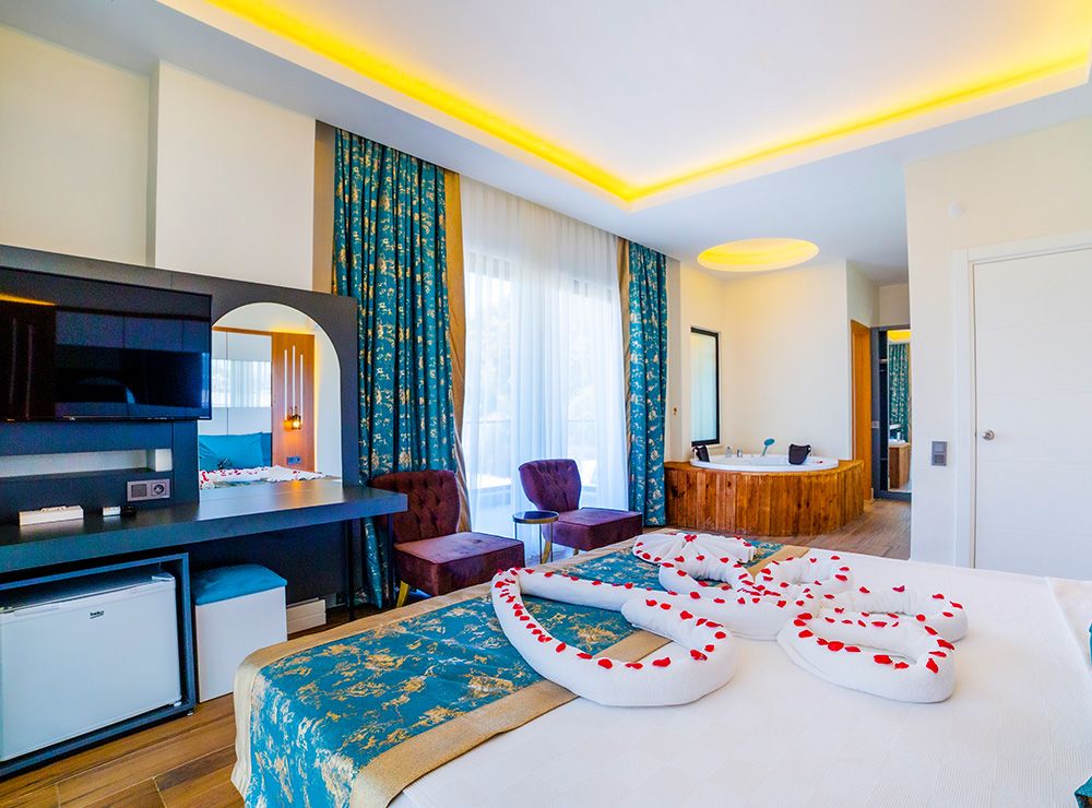 Junior Suite, Algora Halal Hotel 4*