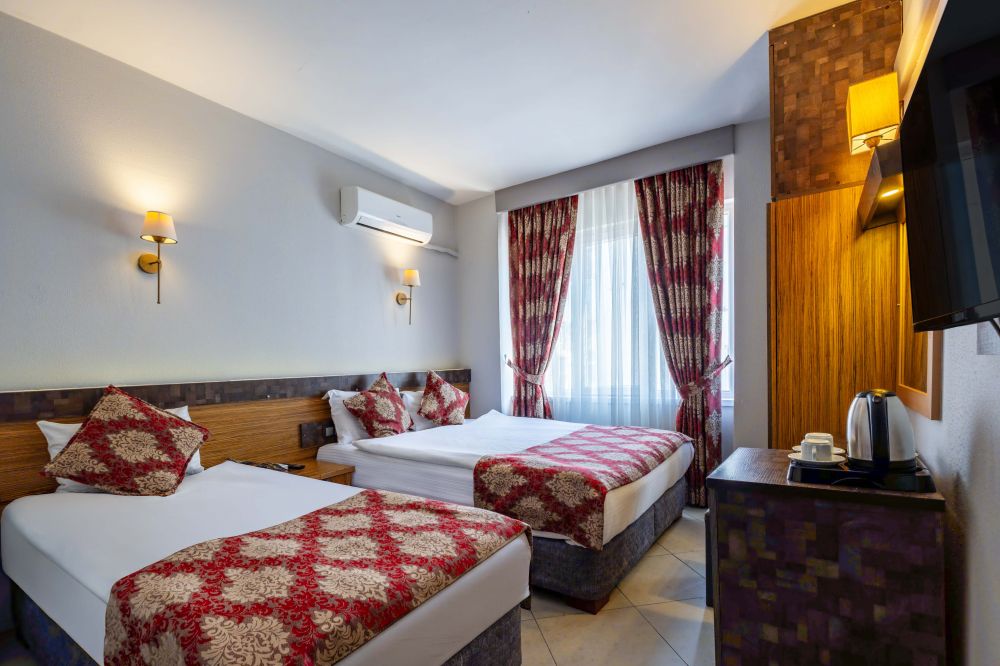 Standard Room, Mevre Hotel 3*