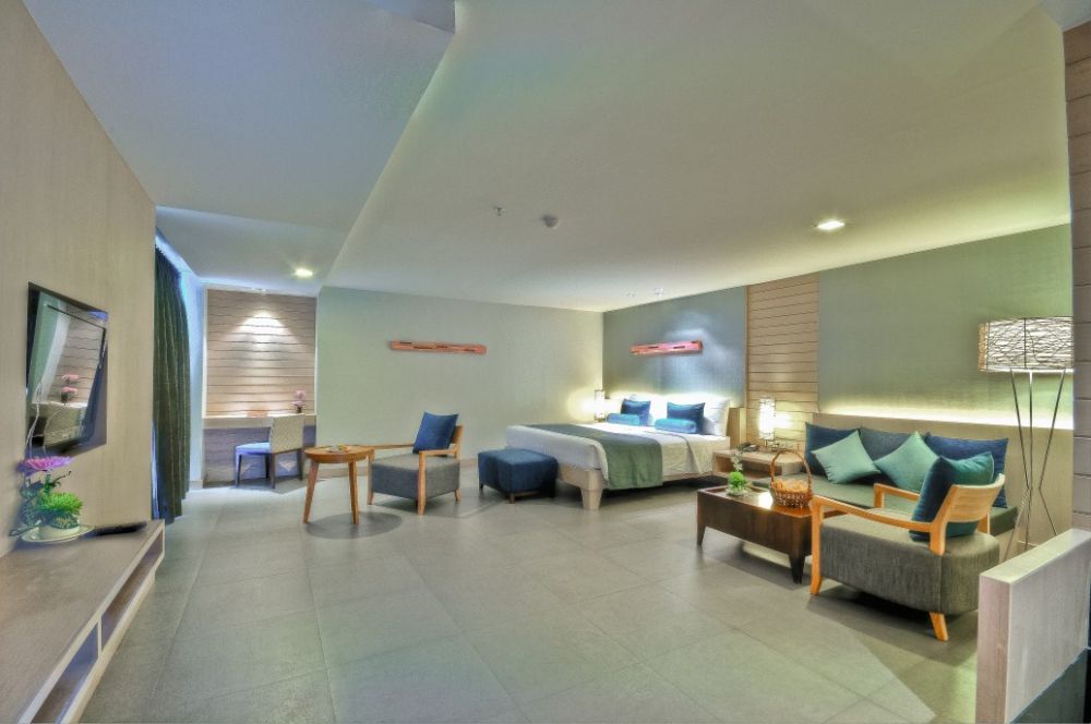 Premier Triple Room, Ashlee Heights Patong Hotel 4*