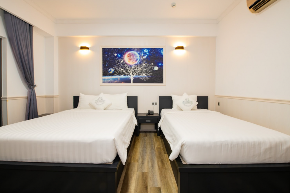 Deluxe SSV/SV, Levan 3*