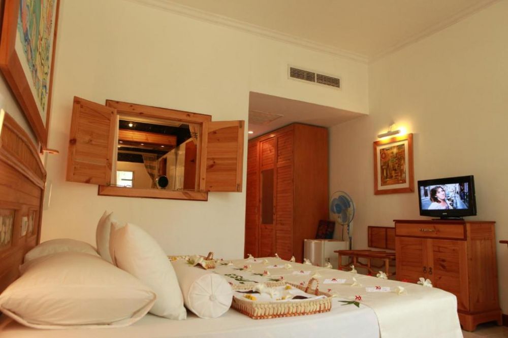 Deluxe Room, Oasis Beach Resort 4*