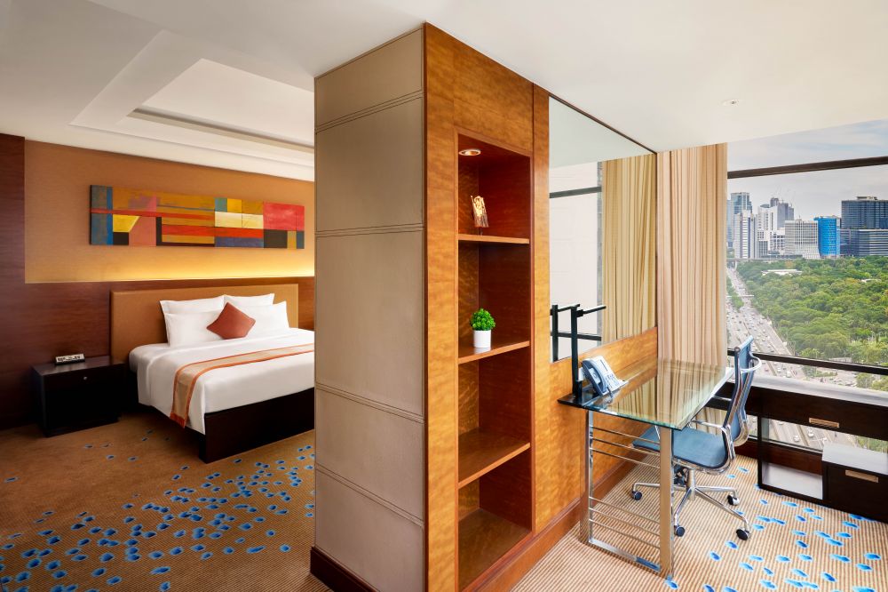 Executive Suite, Aetas Lumpini 5*