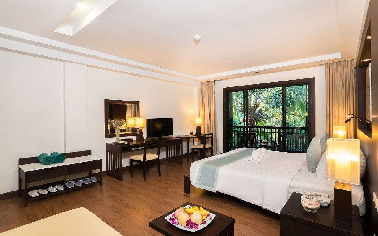 Deluxe Room Building, Kc Grande Resort & Spa 4*