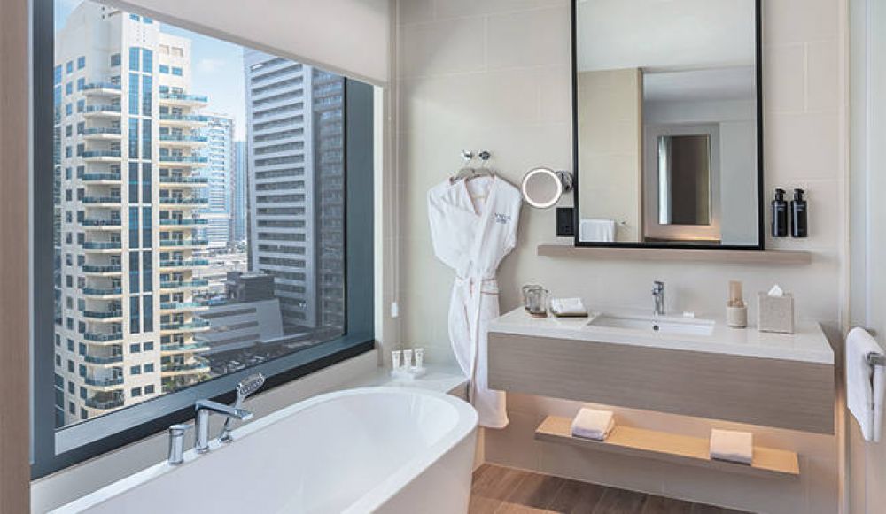 Deluxe Suite City View, Vida Dubai Marina Yacht Club 5*