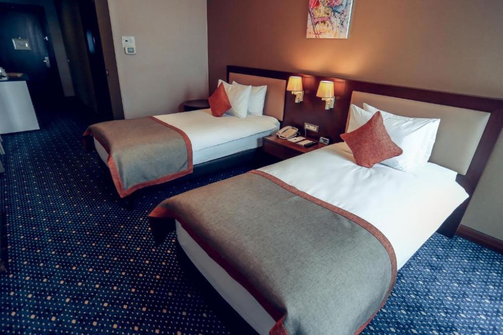 Standard, ParkSide Hotel & Apartments 4*