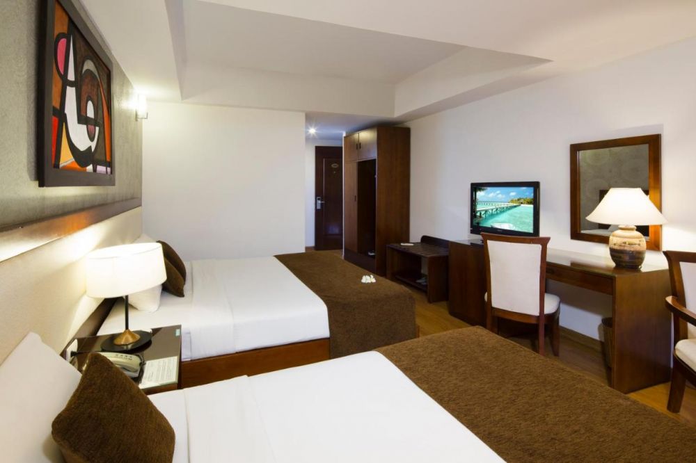 Senior Deluxe, Starlet Hotel 3*