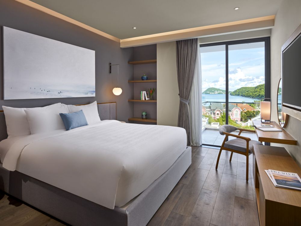 Superior Suite 1 King Bed/2 King Bed, Premier Residences Phu Quoc Emerald Bay Managed by Accor 5*