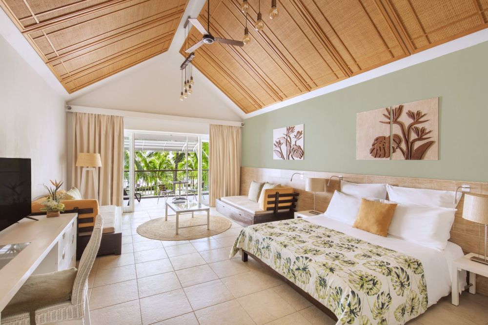 Deluxe/Deluxe Ground Floor, Victoria Beachcomber Resort & SPA 4*