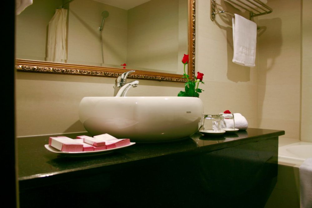 Superior/ Superior TRPL, Angella Hotel 3*
