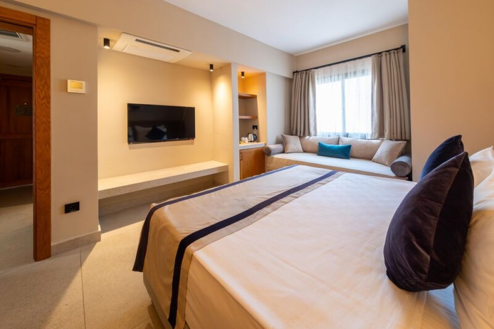 Deluxe Family Room, Siu Collection 5*