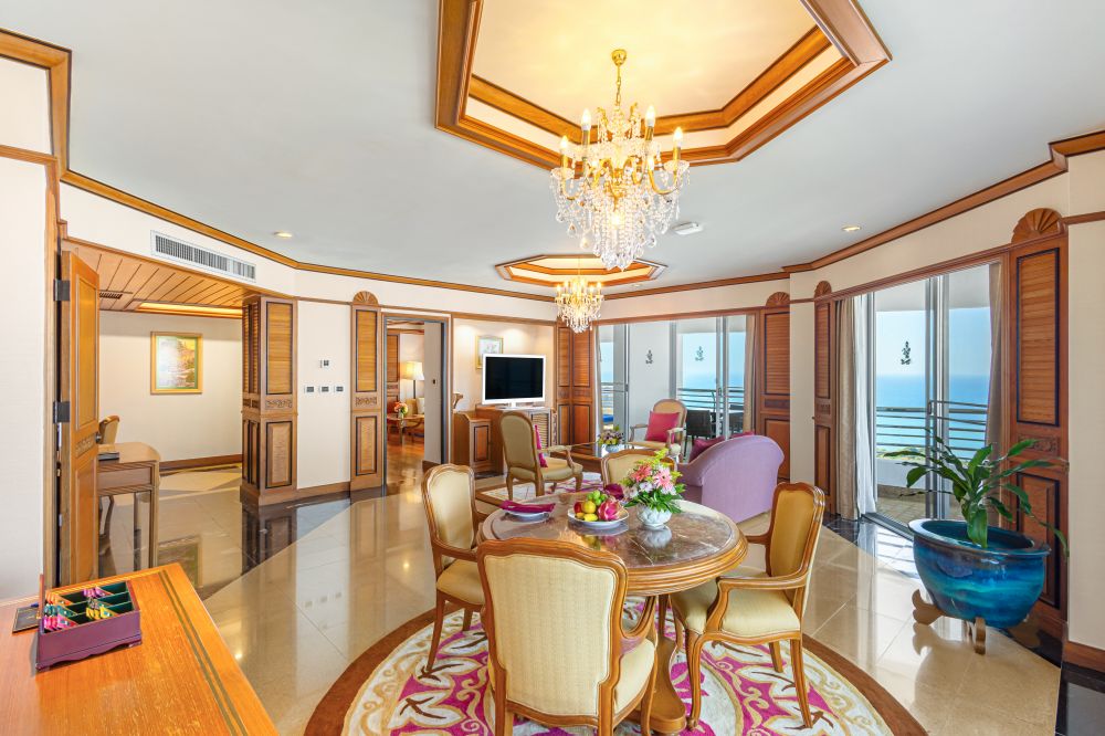 2 Bedrooms Regency Suite, Royal Cliff Grand Hotel 5*