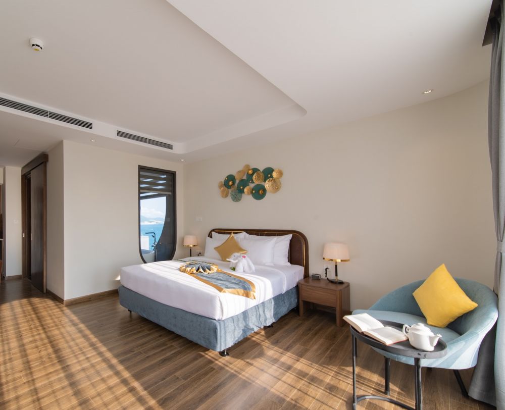 Signature Room, Grand Tourane Nha Trang 4*