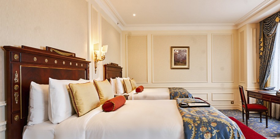 Deluxe, Fairmont Grand Hotel Kyiv 5*