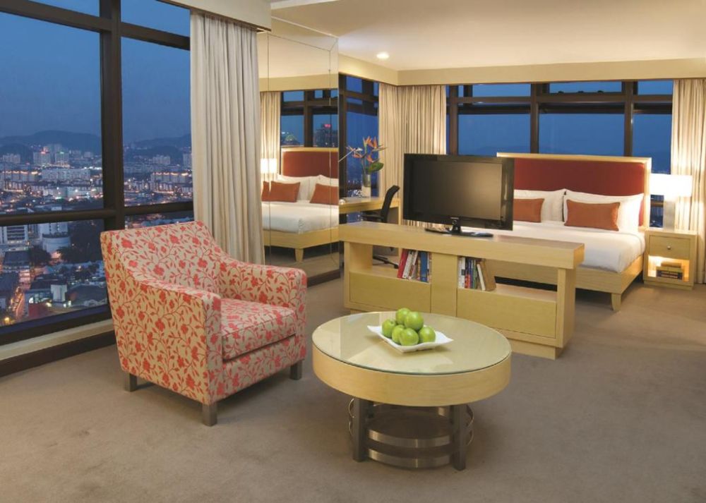 2 Bedroom Suite, Berjaya Times Square Hotel 5*