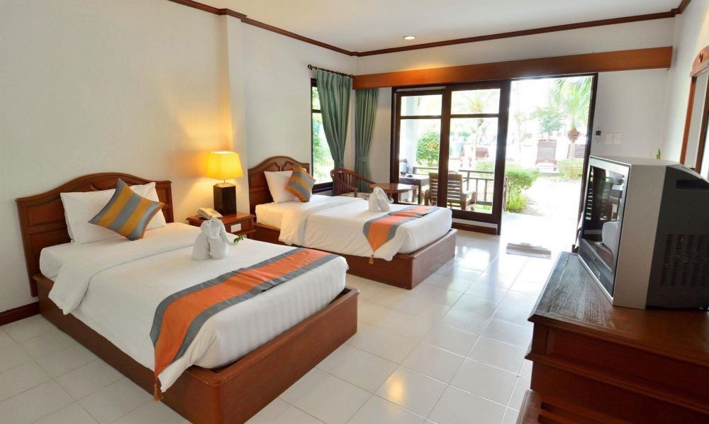 Pool Side Bungalow, First Bungalow Beach Resort 3*