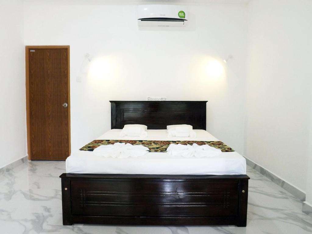 Standard Non AC/ Standard AC, Diana Resort Hikkaduwa 2*