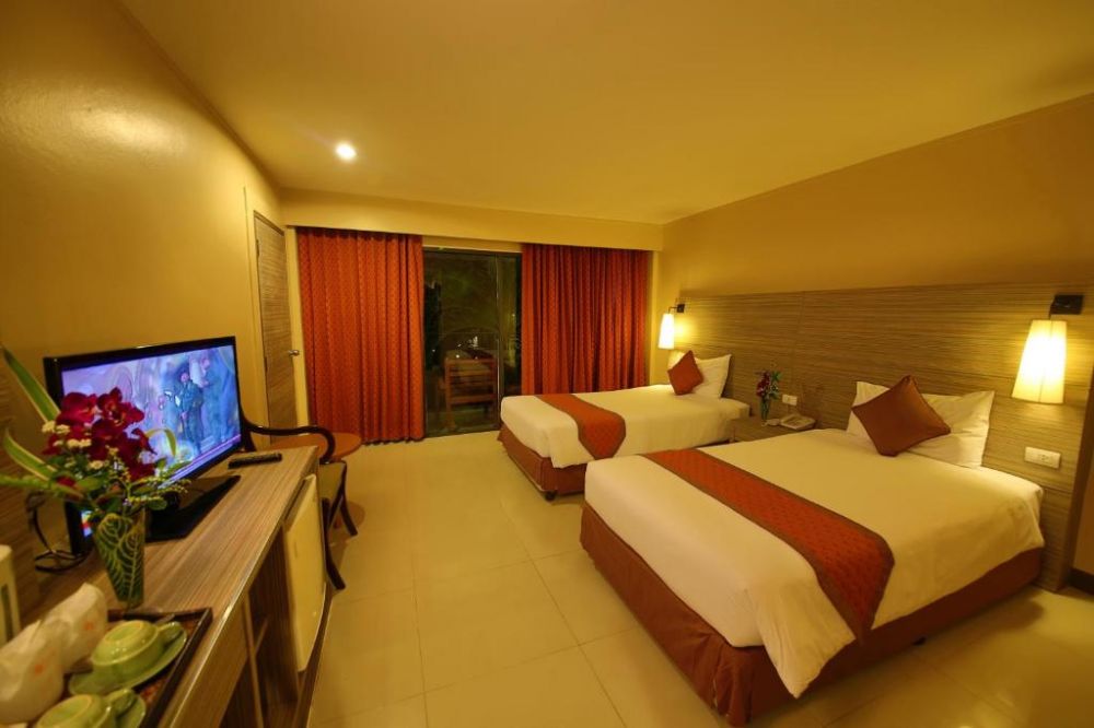 Superior GV/PV, The Green Park Resort 3*