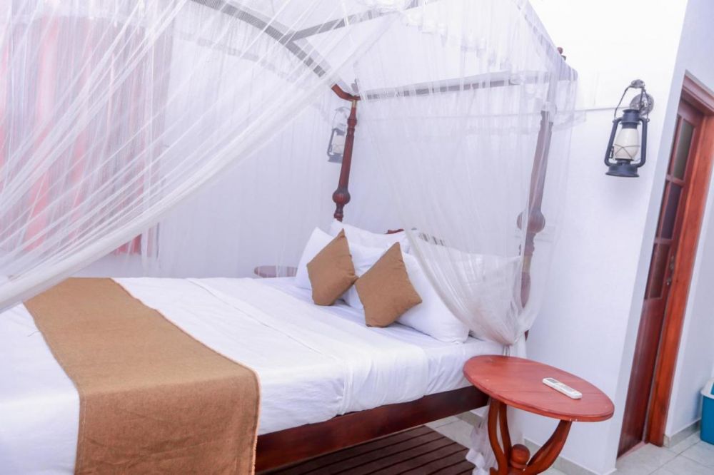 Standard, Dandelion Unawatuna 