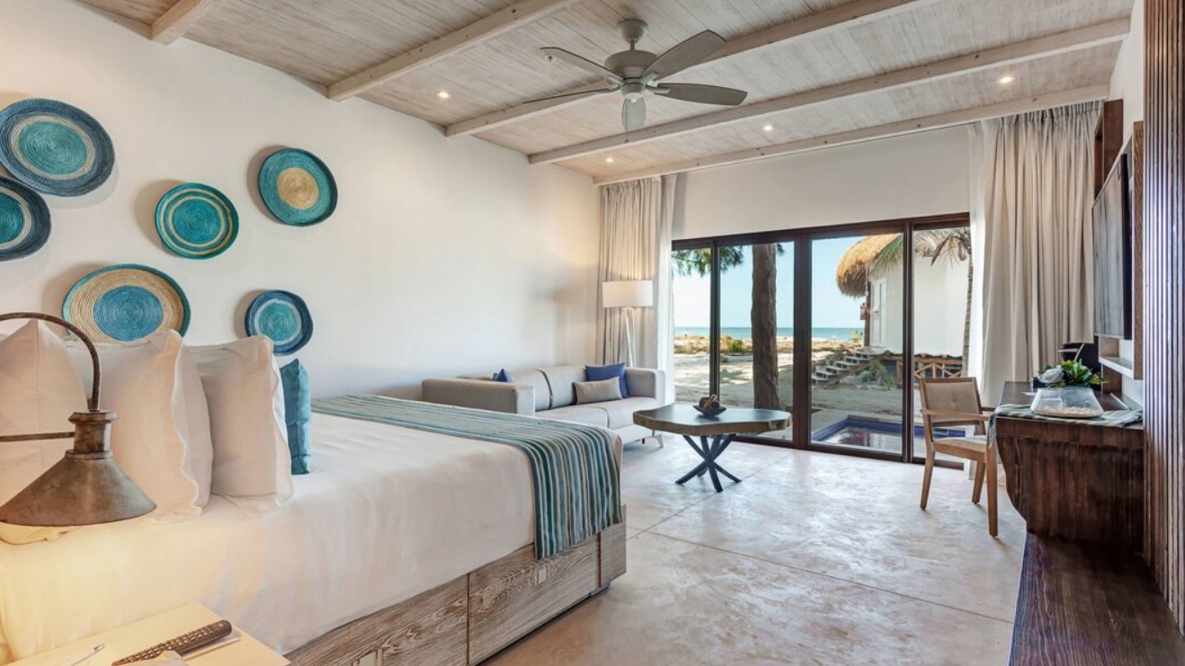 Deluxe Junior Suite Pool View/ Ocean Front, Mystique Holbox by Royalton 5*